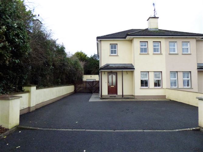 1 Claremount Manor,, Claremorris, Mayo