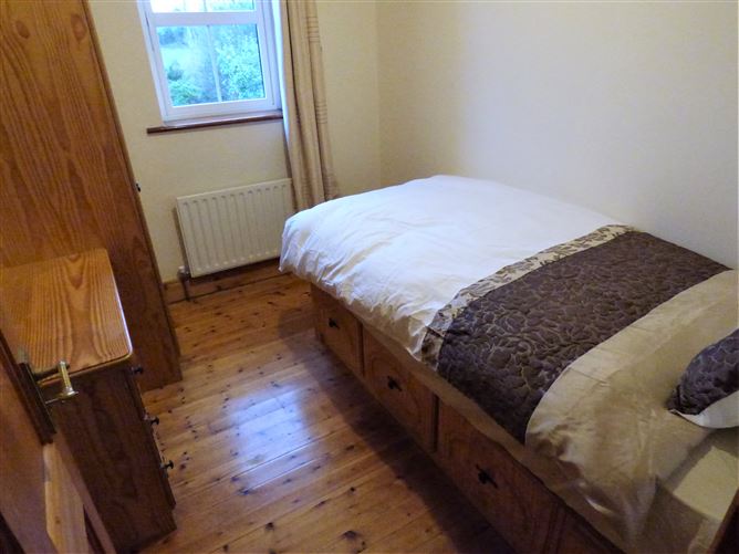 1 Claremount Manor,, Claremorris, Mayo