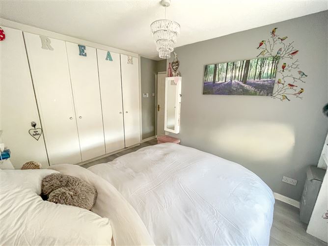 20 Raymonds Court, Newbridge, Kildare