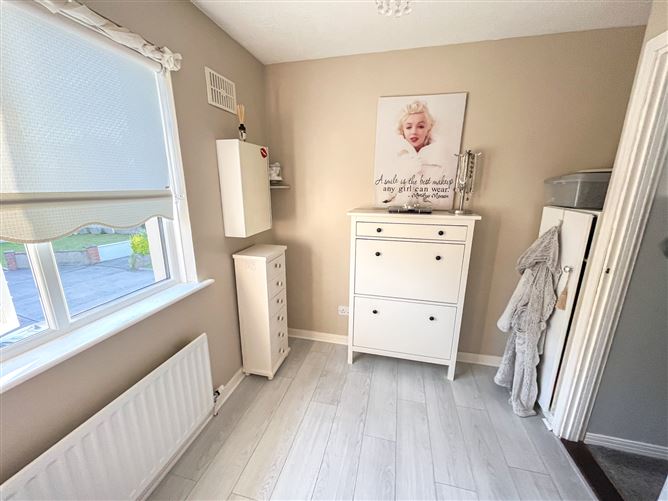 20 Raymonds Court, Newbridge, Kildare