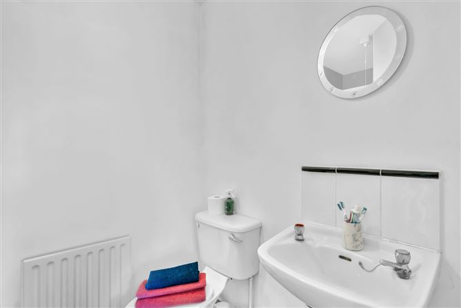 50 Cois na hAbhainn, Castle Raven, Nurney, Co. Kildare
