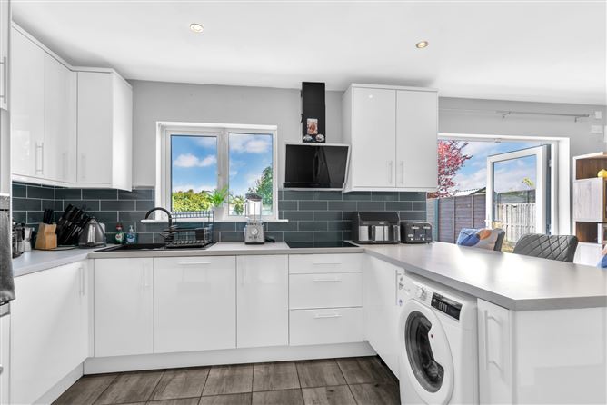 50 Cois na hAbhainn, Castle Raven, Nurney, Co. Kildare