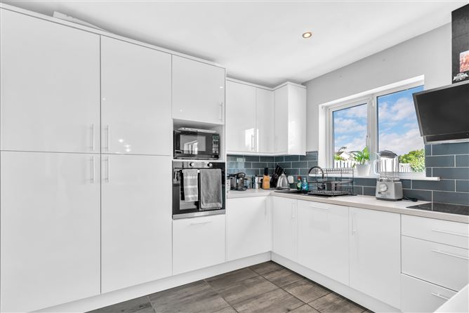 50 Cois na hAbhainn, Castle Raven, Nurney, Co. Kildare