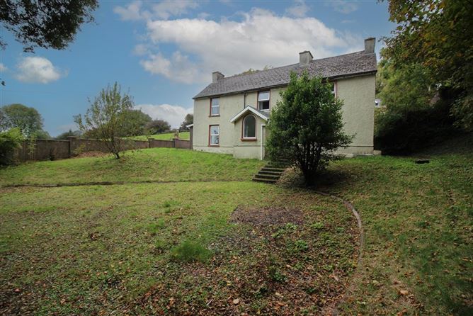 The Farmhouse, Sleaveen East , Macroom, Cork