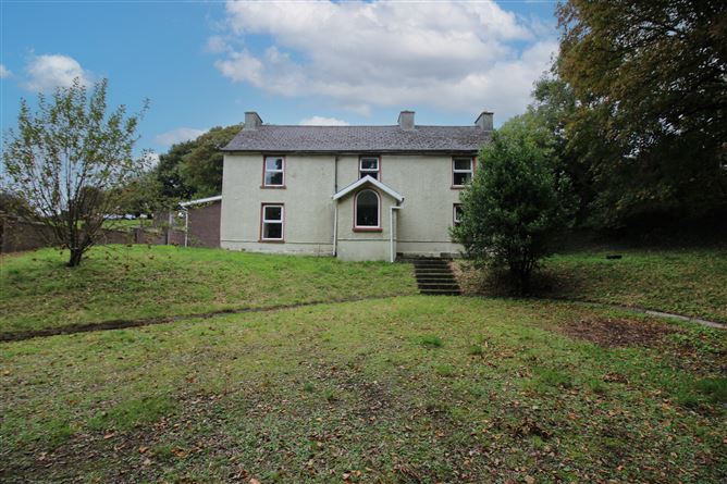 The Farmhouse, Sleaveen East , Macroom, Cork