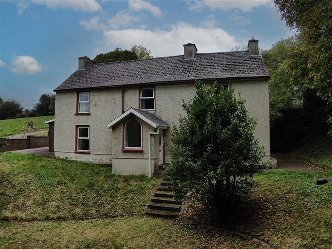 The Farmhouse, Sleaveen East , Macroom, Cork