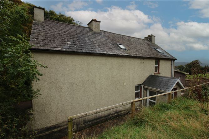 The Farmhouse, Sleaveen East , Macroom, Cork