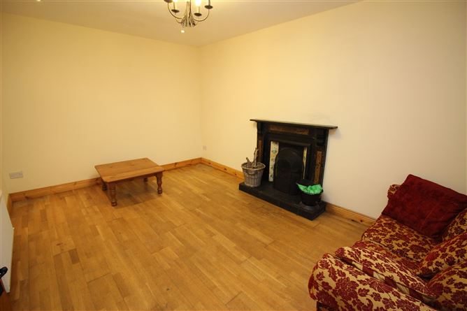 The Farmhouse, Sleaveen East , Macroom, Cork