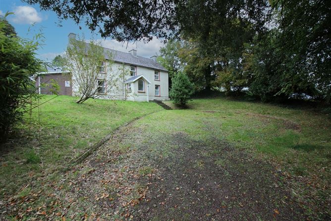The Farmhouse, Sleaveen East , Macroom, Cork