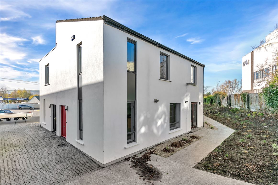 No. 8, Arinaga, Kilkenny Road, Carlow, Co. Carlow