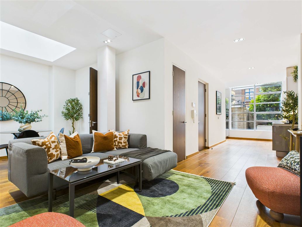 Vibrant Avenue,London,Greater London,United Kingdom