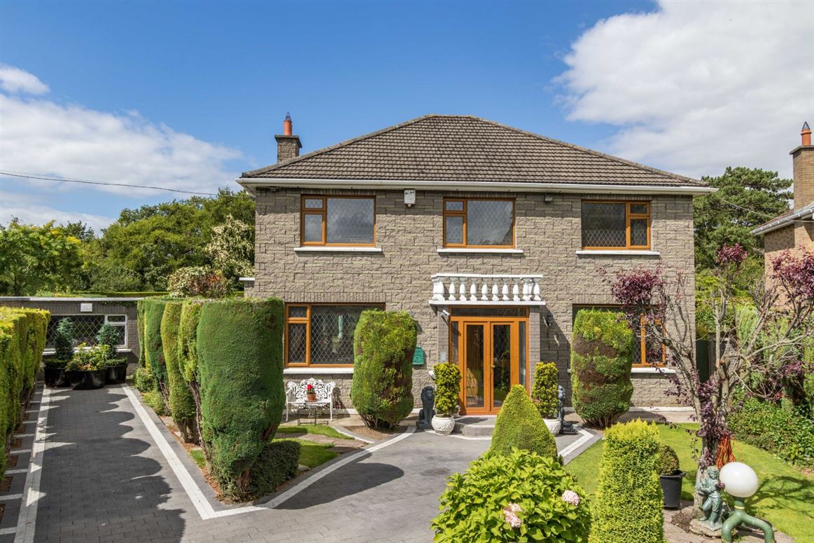 Hazelwood, 9 Vesey Park, Lucan, Co. Dublin DNG Lucan 4691872