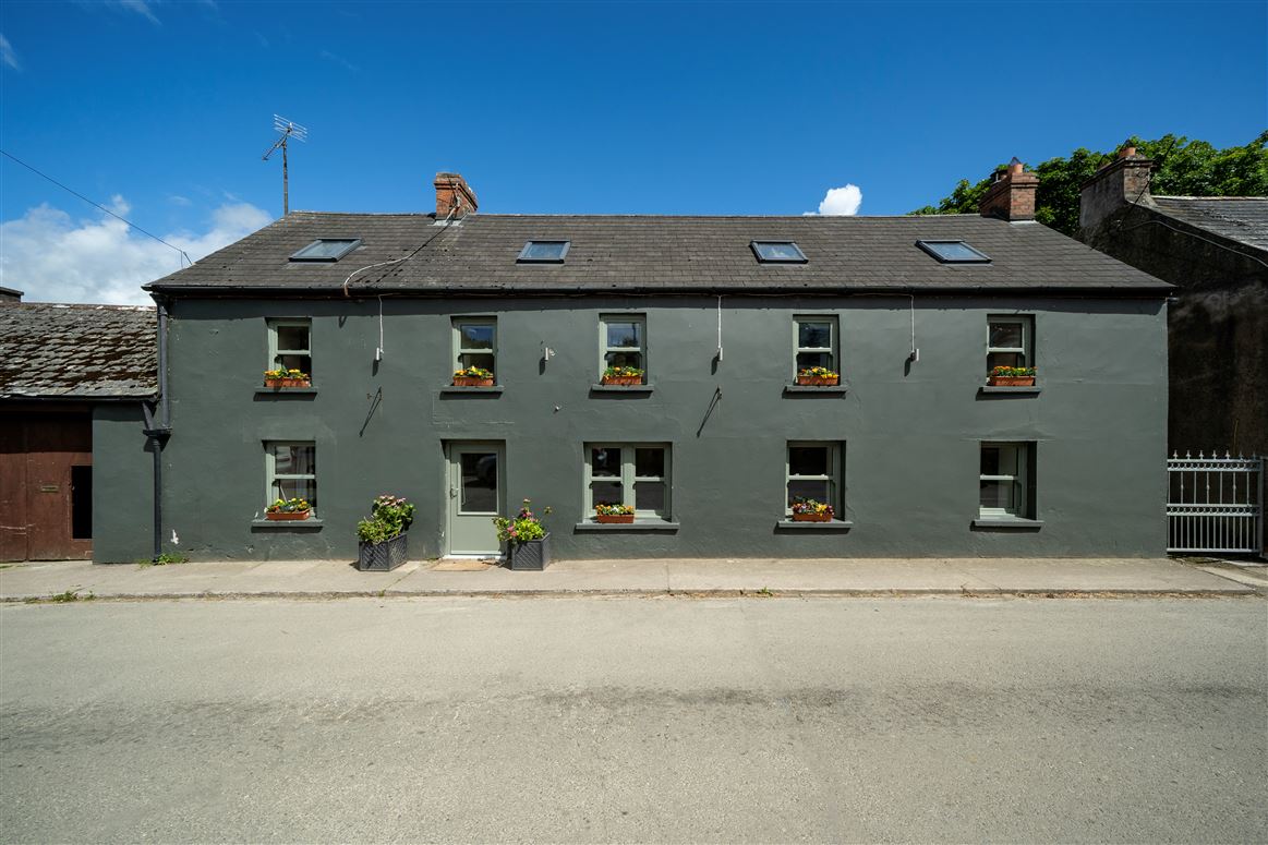 Nohoval Village, Kinsale, Cork