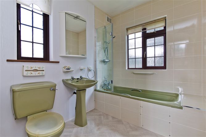 36 Hillside Drive, Castlepark, Rathfarnham, Dublin 14