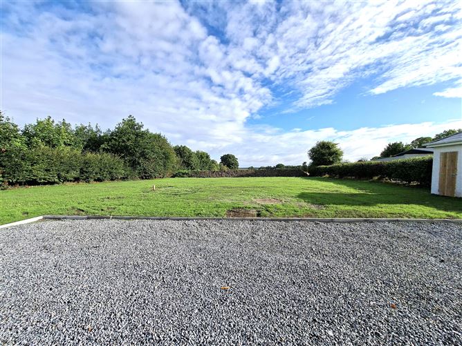 Photo 28 of 30 — Broughal, Kilcormac, Co. Offaly