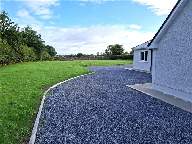Photo 21 of 30 — Broughal, Kilcormac, Co. Offaly