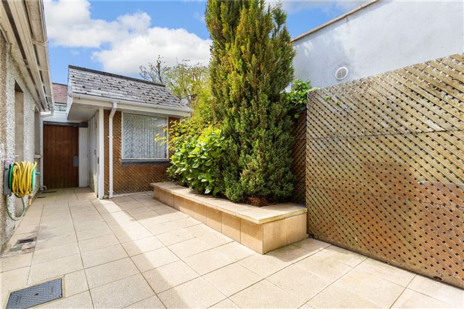 100 St Declan's Road, Marino