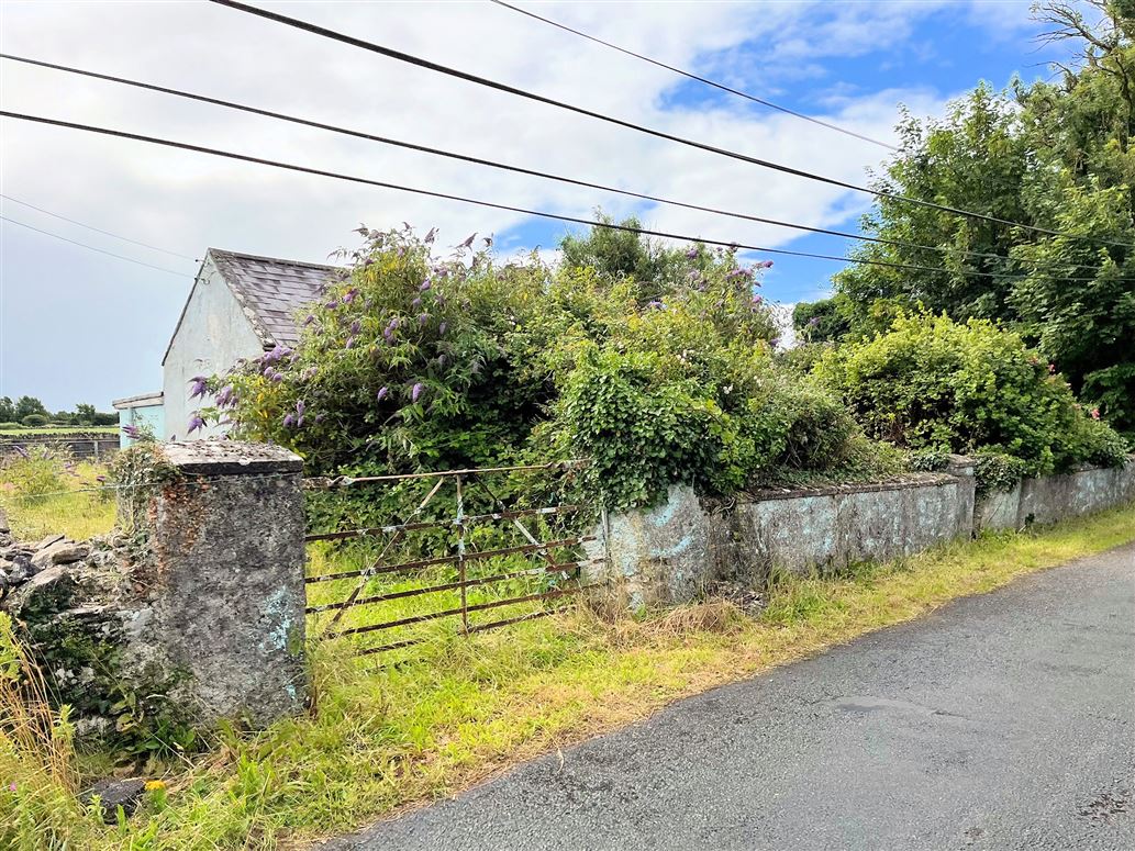 Waterdale, Claregalway, Co. Galway Waterdale, Claregalway, Co. Galway