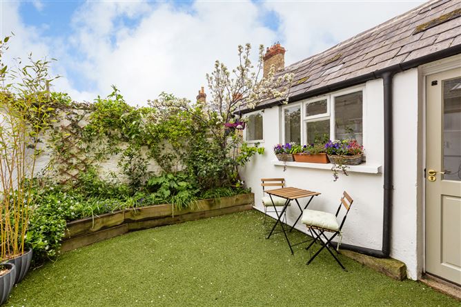 13 Leinster Place, Dublin 6