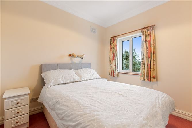 4 Devon Close, Kill O' The Grange, Blackrock, Co. Dublin