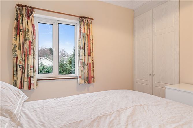 4 Devon Close, Kill O' The Grange, Blackrock, Co. Dublin