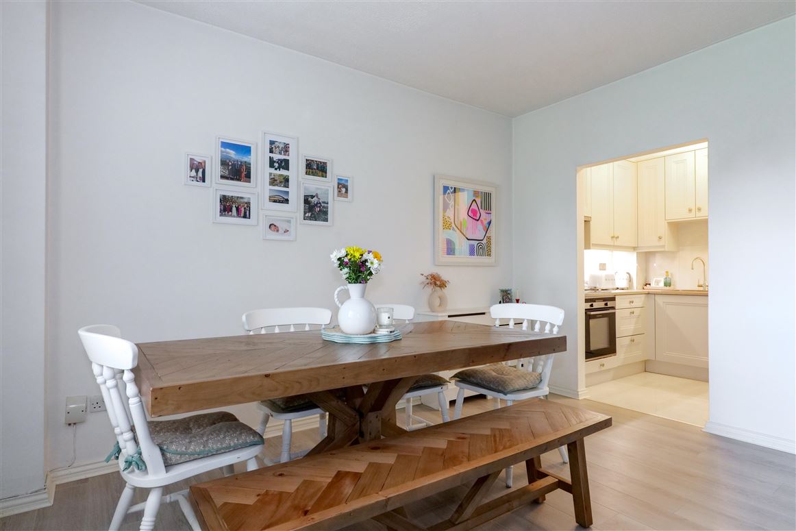 45 Gleann Noinin, College Road, Galway