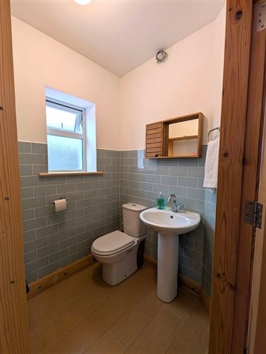 Photo 15 of 32 — 42 Clybaun Court, Clybaun Road, Knocknacarra, Co. Galway
