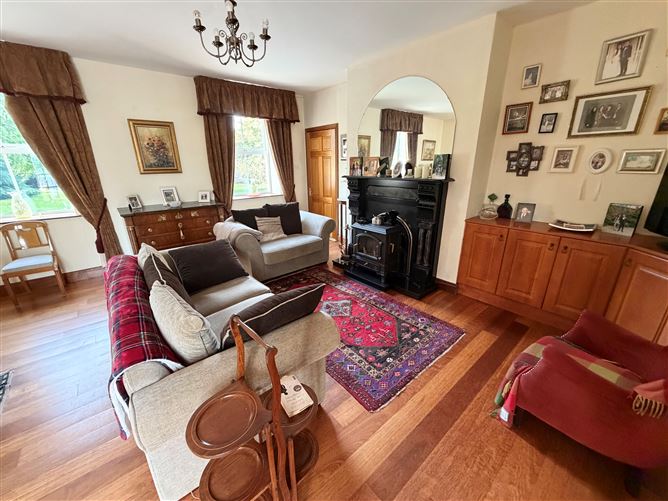 Finford House, Bunnahow, Tubber, Clare