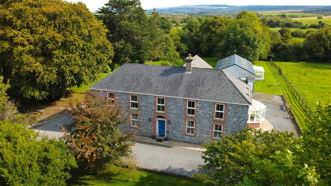 Finford House, Bunnahow, Tubber
