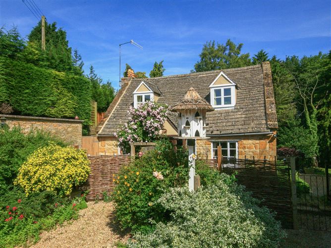 Sykes cottages enclosed sales garden