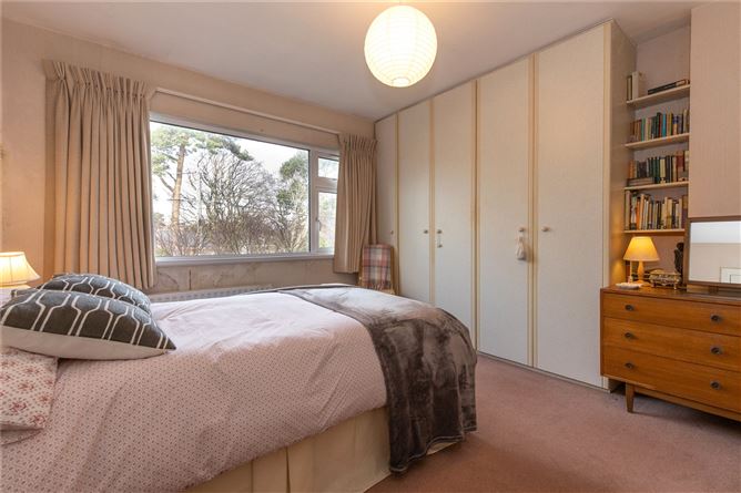 26 Quinns Road, Shankill, Dublin 18