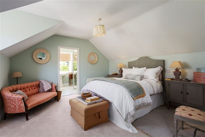 The Cottage, Brennanstown Road, Cabinteely, Dublin 18