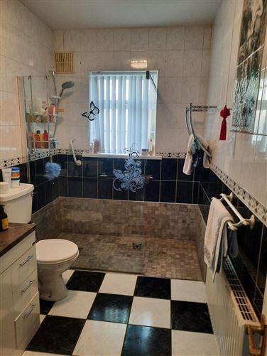 10 Lake View Park, Currow, Killarney, Kerry