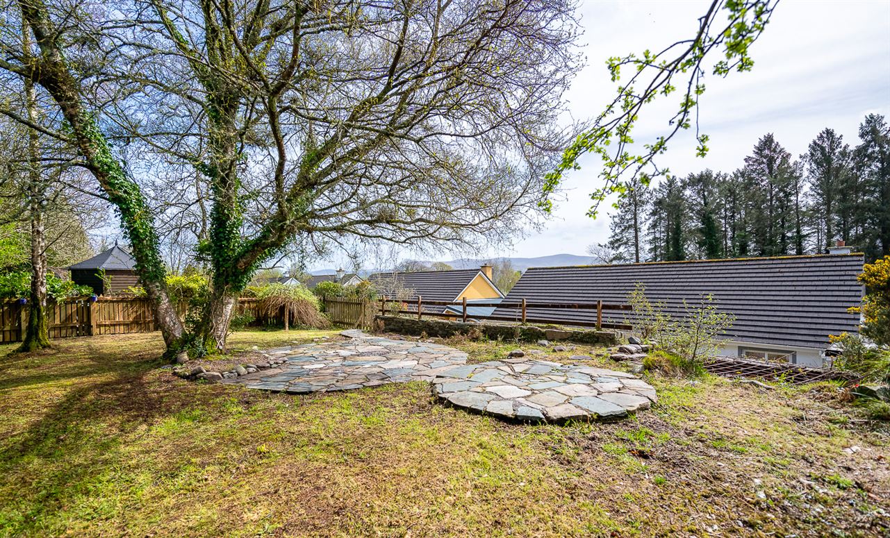 8 Oaklands, Kenmare, Co. Kerry 8 Oaklands, Kenmare, Co. Kerry