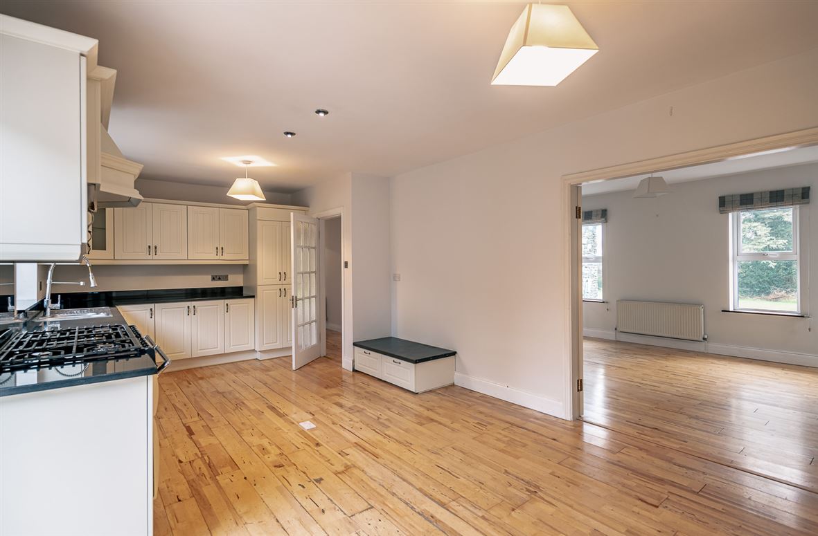 8 Oaklands, Kenmare, Co. Kerry 8 Oaklands, Kenmare, Co. Kerry