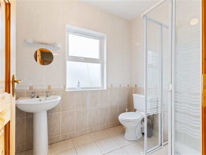 20 Riverbank, Easkey, Co. Sligo