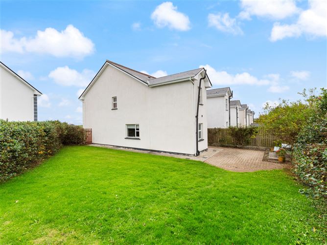 20 Riverbank, Easkey, Co. Sligo