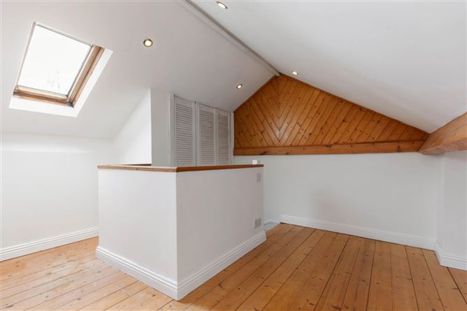 2 Emerald Lodge, Killiney, County Dublin