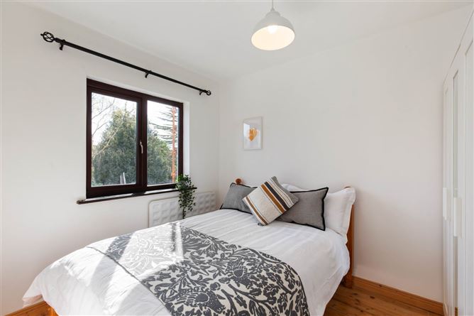 2 Emerald Lodge, Killiney, County Dublin