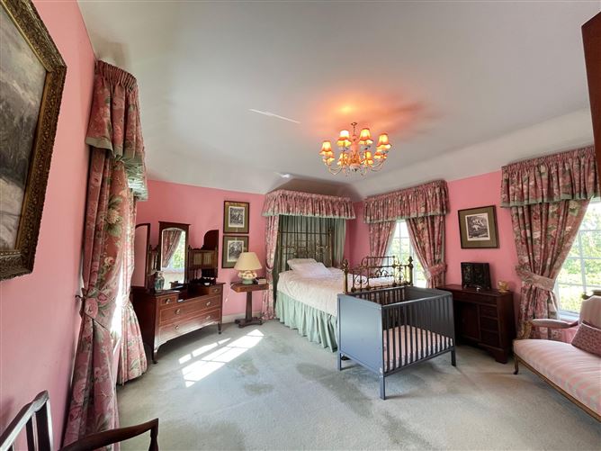 Castlewarden, Straffan, Co. Kildare