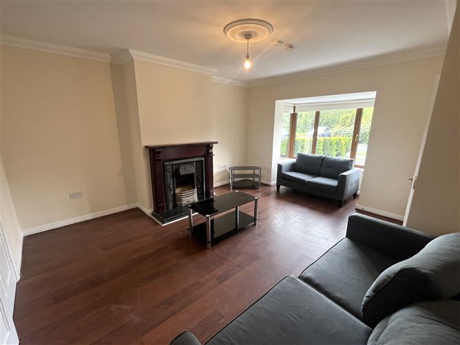 47 The Maples, Ballyhaunis, Mayo