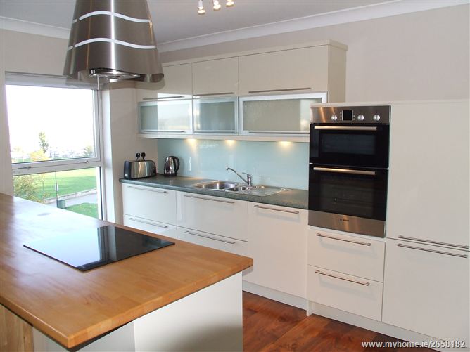 5 Island View, Harbour Road, Howth,   Dublin North