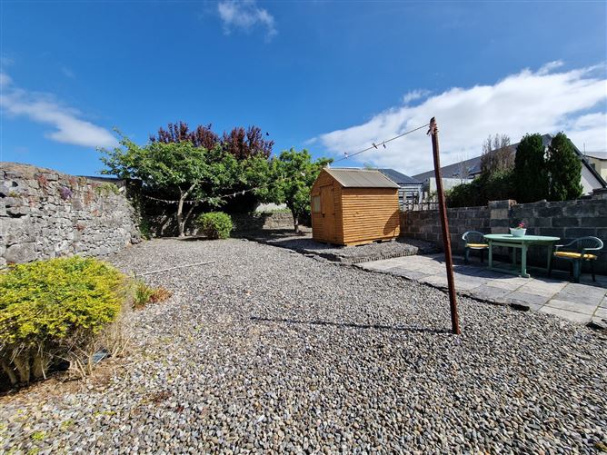 Mamma Mia, Main Street, Newmarket On Fergus, Co. Clare