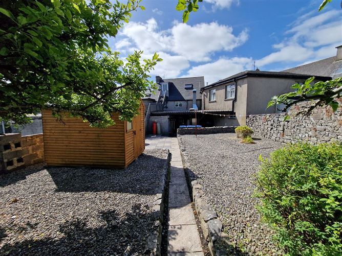 Mamma Mia, Main Street, Newmarket On Fergus, Co. Clare