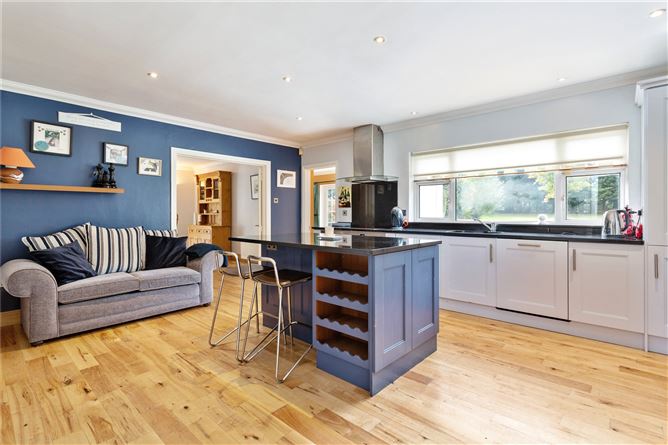 An Teach Bán, Lispopple Cross, Rolestown, Co. Dublin