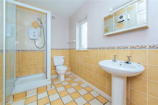 Apartment 4, Block 4 College Farm Rise, Newbridge, Co.Kildare, Newbridge, Kildare