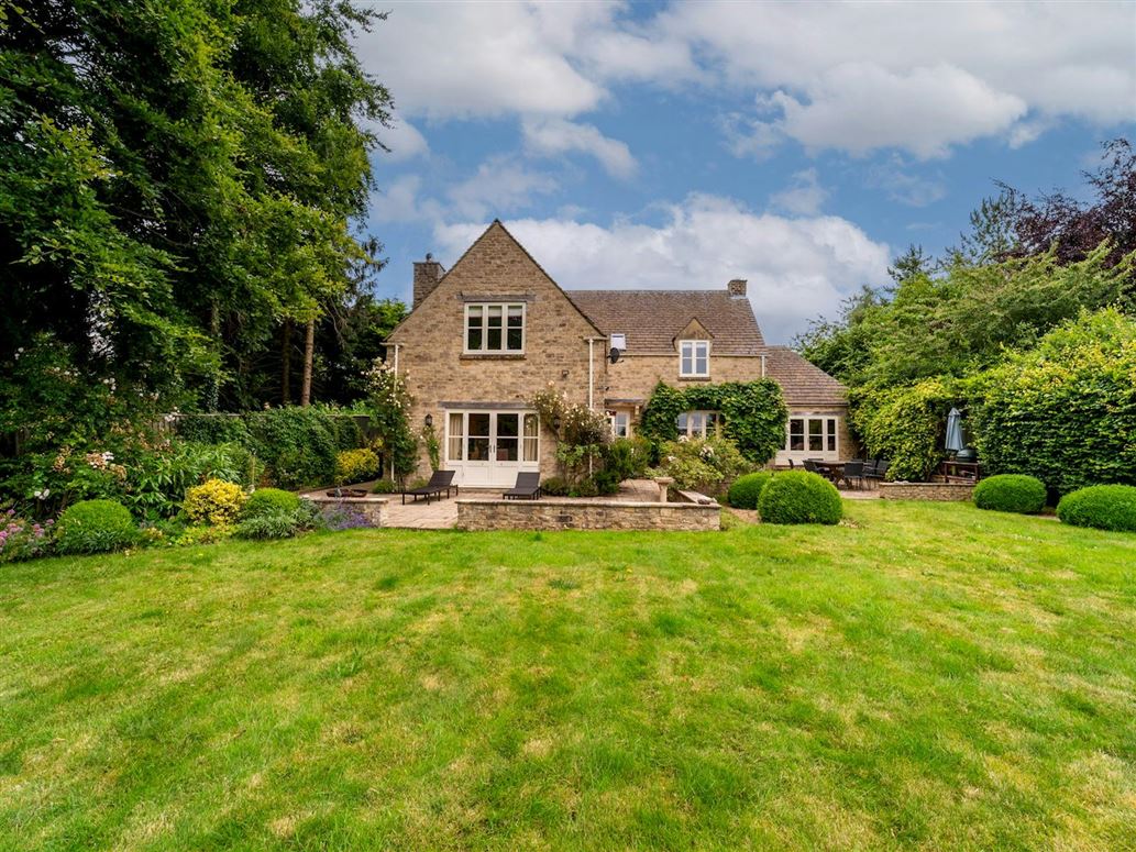 Rose of Eden,Great Rollright,Oxfordshire,United Kingdom