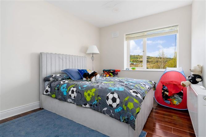 37 Dodderbrook Avenue, Ballycullen, Dublin 24