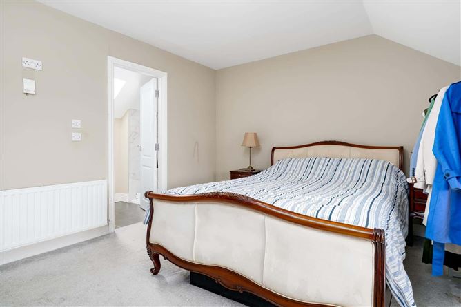 37 Dodderbrook Avenue, Ballycullen, Dublin 24