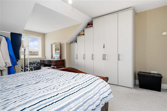 37 Dodderbrook Avenue, Ballycullen, Dublin 24